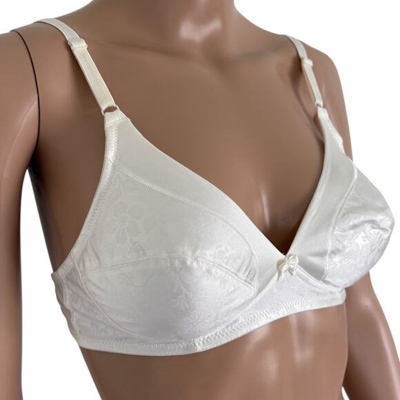 VTG Triumph Bra 75B/34B White Floral Soft Cup Cottage Soft Non-Wired Satin New - Picture 1 of 8